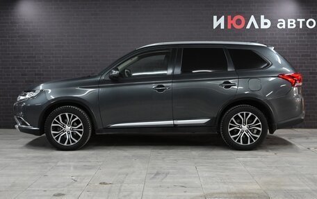 Mitsubishi Outlander III рестайлинг 3, 2017 год, 2 475 000 рублей, 7 фотография