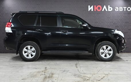 Toyota Land Cruiser Prado 150 рестайлинг 2, 2012 год, 3 300 000 рублей, 8 фотография