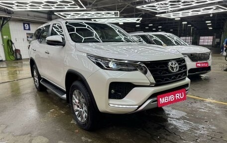 Toyota Fortuner II, 2021 год, 5 800 000 рублей, 1 фотография