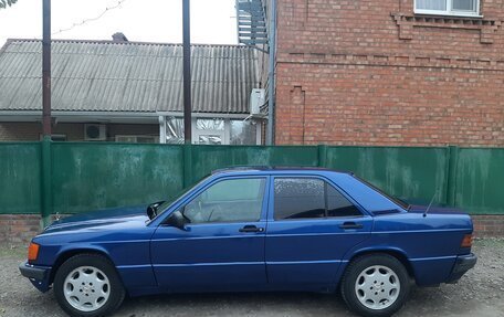 Mercedes-Benz 190 (W201), 1990 год, 300 000 рублей, 2 фотография