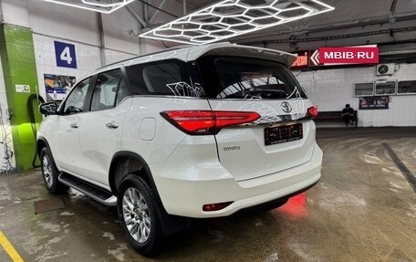 Toyota Fortuner II, 2021 год, 5 800 000 рублей, 4 фотография