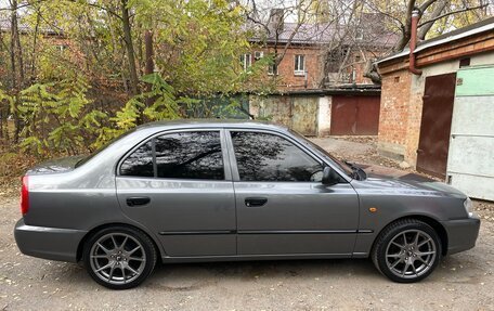 Hyundai Accent II, 2008 год, 785 000 рублей, 2 фотография