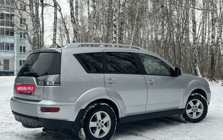 Mitsubishi Outlander III рестайлинг 3, 2010 год, 1 500 000 рублей, 15 фотография