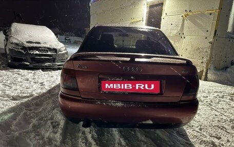 Audi A4, 1995 год, 240 000 рублей, 4 фотография