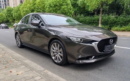 Mazda 3, 2021 год, 1 600 000 рублей, 2 фотография