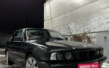 BMW 5 серия, 1993 год, 352 000 рублей, 24 фотография