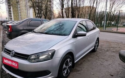 Volkswagen Polo VI (EU Market), 2012 год, 800 000 рублей, 1 фотография