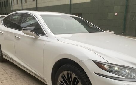 Lexus LS IV, 2018 год, 5 000 000 рублей, 6 фотография