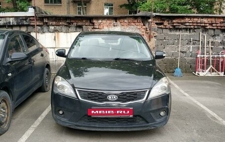 KIA cee'd I рестайлинг, 2011 год, 730 000 рублей, 2 фотография