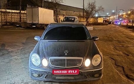 Mercedes-Benz E-Класс, 2003 год, 1 350 000 рублей, 3 фотография