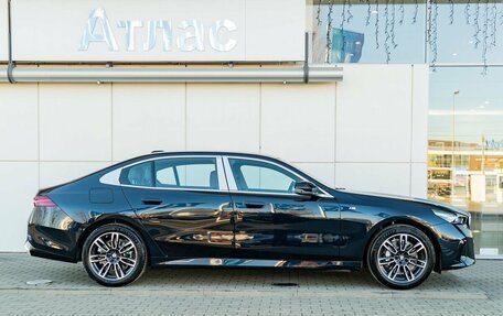 BMW 5 серия, 2024 год, 9 990 000 рублей, 7 фотография