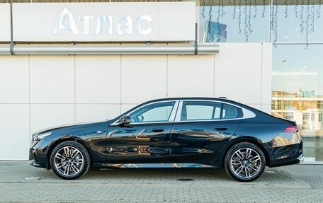 BMW 5 серия, 2024 год, 9 990 000 рублей, 6 фотография