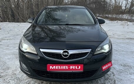 Opel Astra J, 2012 год, 1 000 000 рублей, 2 фотография