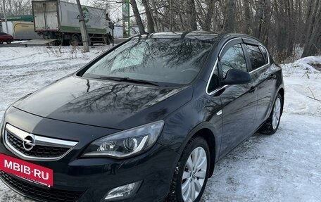 Opel Astra J, 2012 год, 1 000 000 рублей, 6 фотография