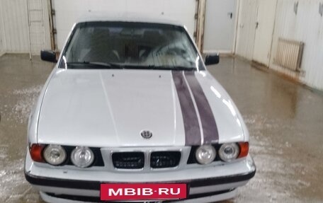 BMW 5 серия, 1993 год, 380 000 рублей, 3 фотография