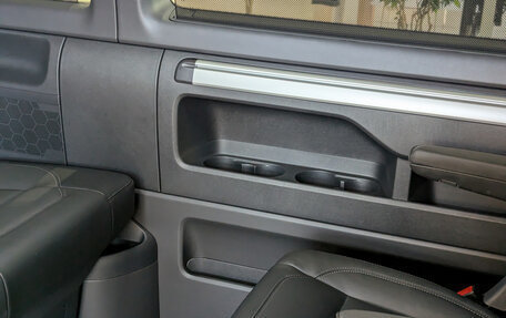 Volkswagen Multivan T6 рестайлинг, 2022 год, 14 687 850 рублей, 24 фотография
