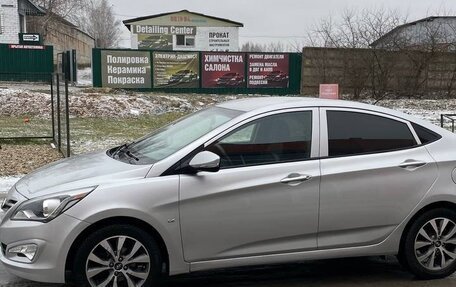 Hyundai Solaris II рестайлинг, 2015 год, 1 100 000 рублей, 10 фотография