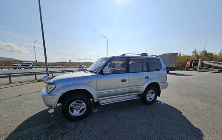 Toyota Land Cruiser Prado 90 рестайлинг, 2000 год, 1 300 000 рублей, 31 фотография