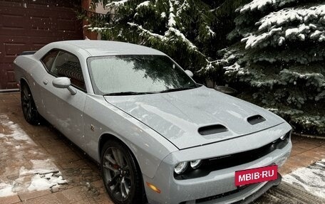 Dodge Challenger III рестайлинг 2, 2021 год, 6 600 000 рублей, 7 фотография