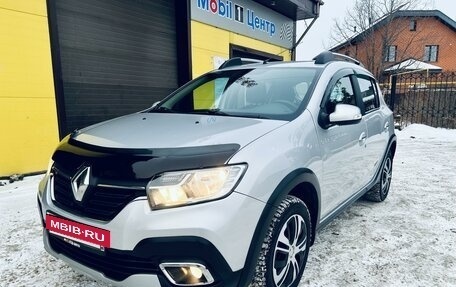 Renault Sandero II рестайлинг, 2019 год, 989 000 рублей, 12 фотография