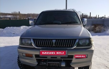 Mitsubishi Challenger I рестайлинг, 2003 год, 1 200 000 рублей, 2 фотография