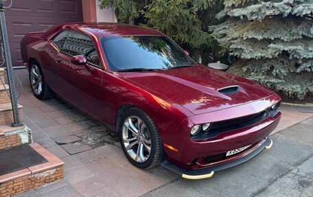 Dodge Challenger III рестайлинг 2, 2022 год, 5 899 999 рублей, 7 фотография