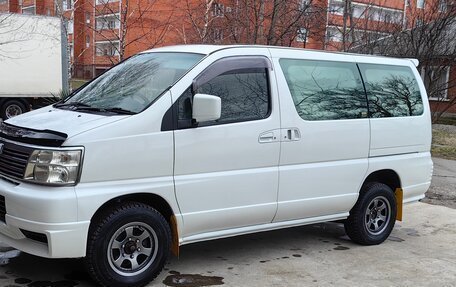 Nissan Elgrand I, 1998 год, 1 050 000 рублей, 4 фотография