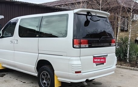 Nissan Elgrand I, 1998 год, 1 050 000 рублей, 6 фотография