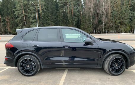 Porsche Cayenne III, 2016 год, 4 995 000 рублей, 15 фотография