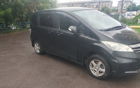 Honda Freed I, 2013 год, 1 400 000 рублей, 4 фотография