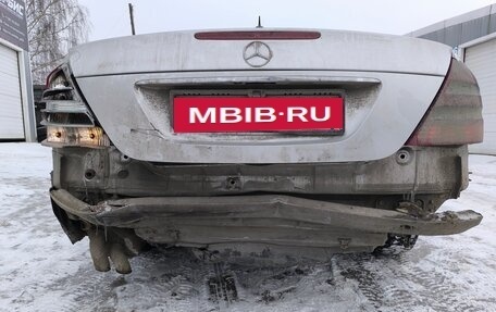 Mercedes-Benz E-Класс, 2004 год, 650 000 рублей, 10 фотография