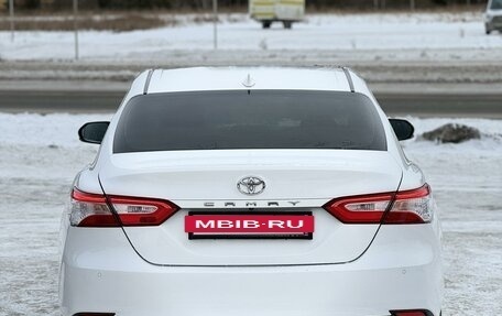 Toyota Camry, 2018 год, 1 699 999 рублей, 3 фотография