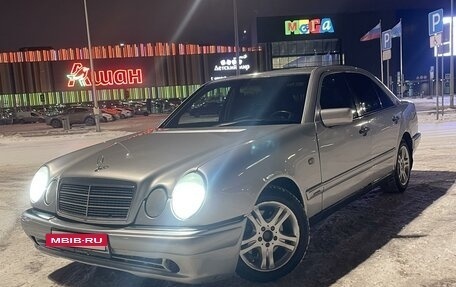 Mercedes-Benz E-Класс, 1995 год, 425 000 рублей, 7 фотография