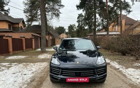 Porsche Cayenne III, 2019 год, 9 000 000 рублей, 25 фотография