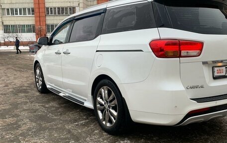 KIA Carnival III, 2016 год, 2 890 000 рублей, 5 фотография