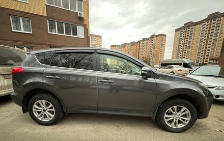 Toyota RAV4, 2015 год, 1 750 000 рублей, 4 фотография