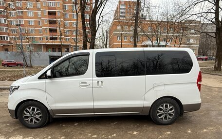 Hyundai H-1 II рестайлинг, 2019 год, 3 600 000 рублей, 5 фотография