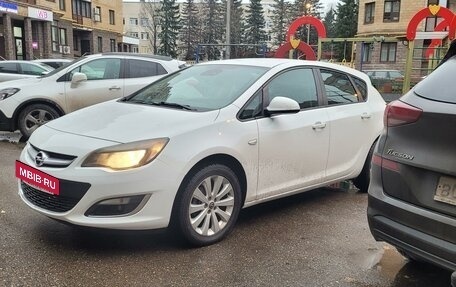 Opel Astra J, 2012 год, 700 000 рублей, 5 фотография