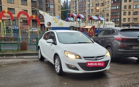 Opel Astra J, 2012 год, 700 000 рублей, 2 фотография