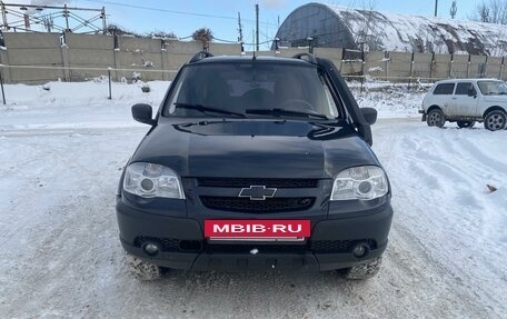 Chevrolet Niva I рестайлинг, 2016 год, 690 000 рублей, 2 фотография