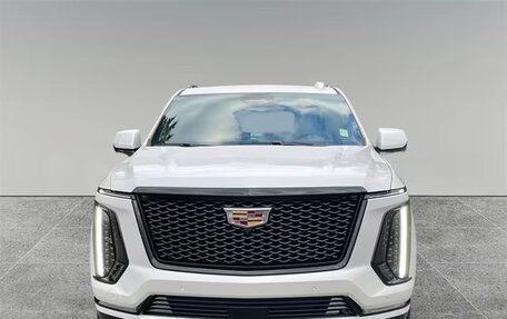 Cadillac Escalade V, 2025 год, 24 774 450 рублей, 3 фотография