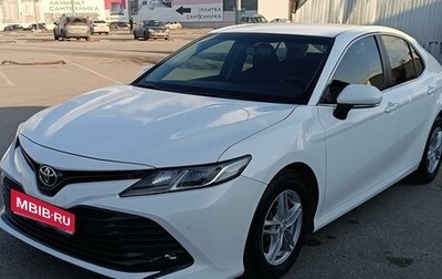 Toyota Camry, 2018 год, 2 950 000 рублей, 1 фотография