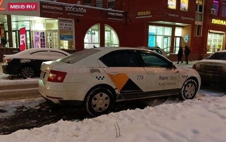 Skoda Octavia, 2018 год, 950 000 рублей, 2 фотография