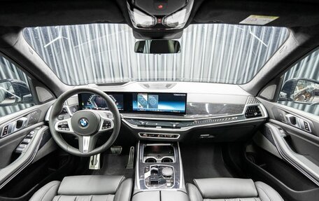 BMW X7, 2024 год, 21 800 000 рублей, 14 фотография