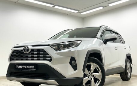 Toyota RAV4, 2022 год, 3 398 000 рублей, 7 фотография