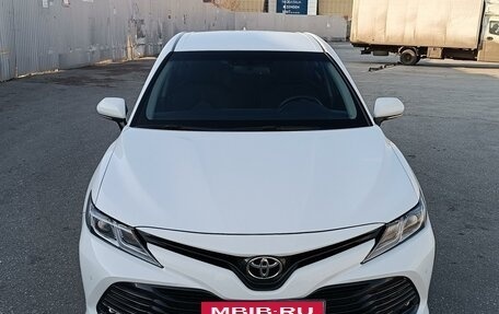 Toyota Camry, 2018 год, 2 950 000 рублей, 3 фотография