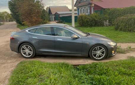 Tesla Model S I, 2013 год, 2 300 000 рублей, 4 фотография