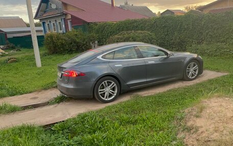 Tesla Model S I, 2013 год, 2 300 000 рублей, 5 фотография