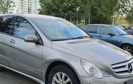 Mercedes-Benz R-Класс, 2006 год, 550 000 рублей, 2 фотография