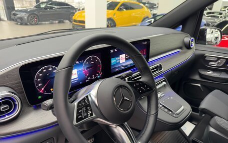 Mercedes-Benz V-Класс, 2024 год, 15 950 000 рублей, 28 фотография